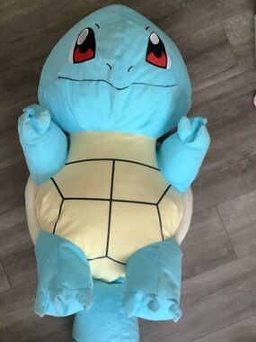 Pokemon Kids large Squirtle Plushy